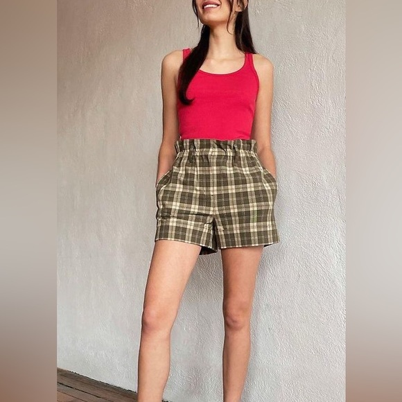 Aritzia Sunday Best Plaid Shorts - Picture 1 of 6